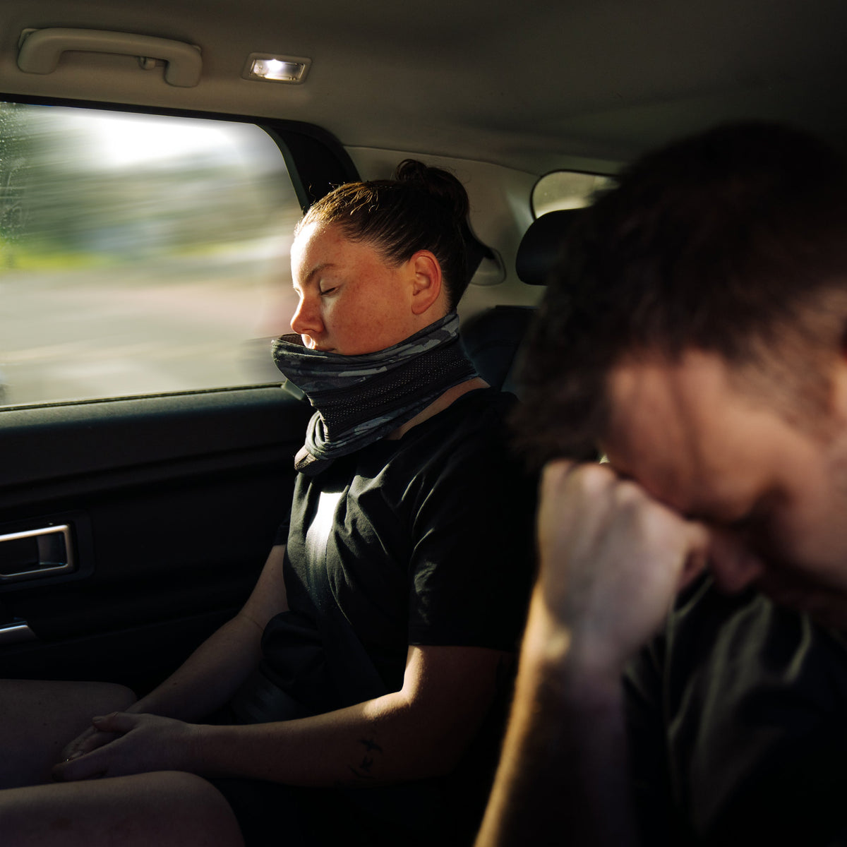 Trtl Travel Pillow Cool All Blacks Edition Officially Licensed