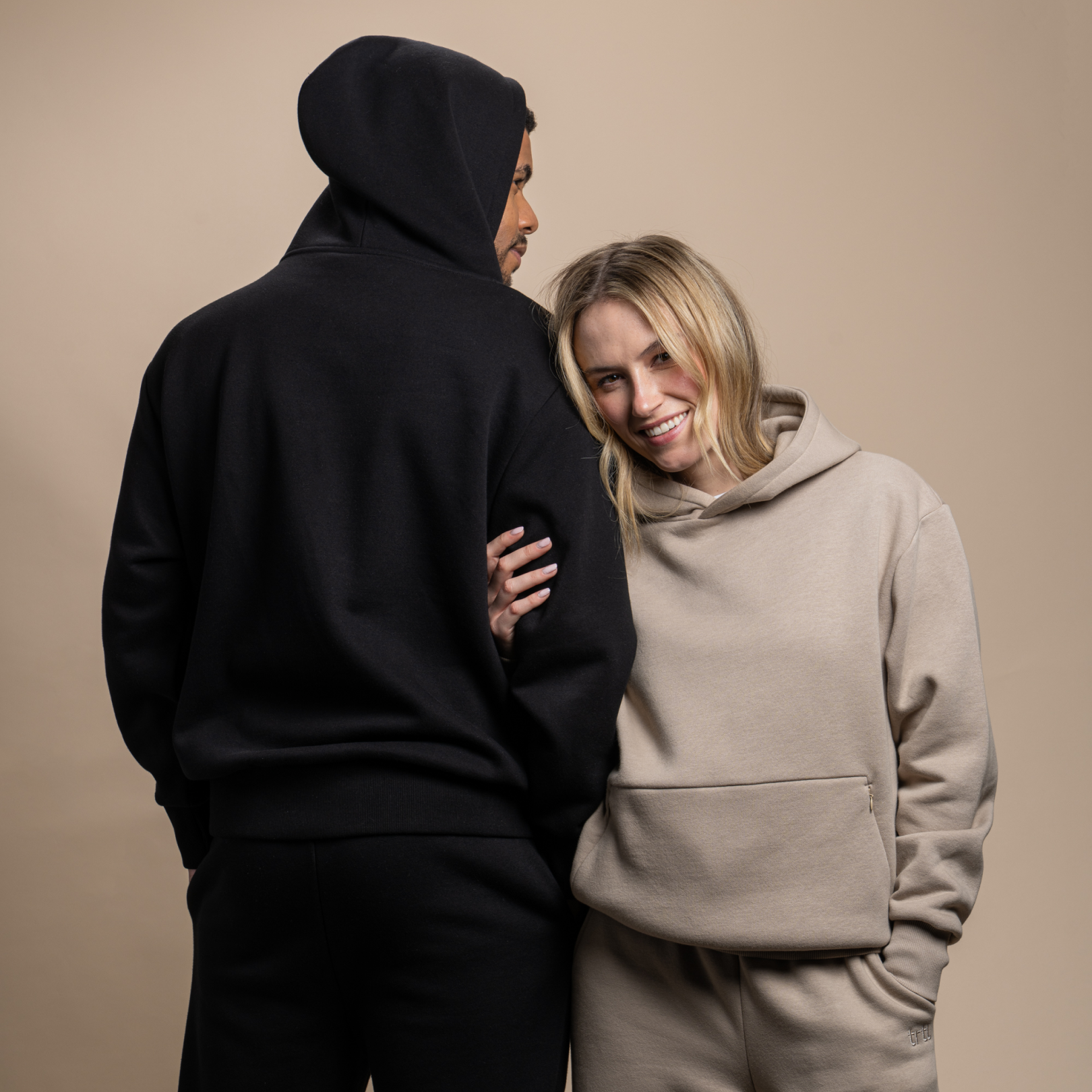 Trtl Men's Travel Hoodie