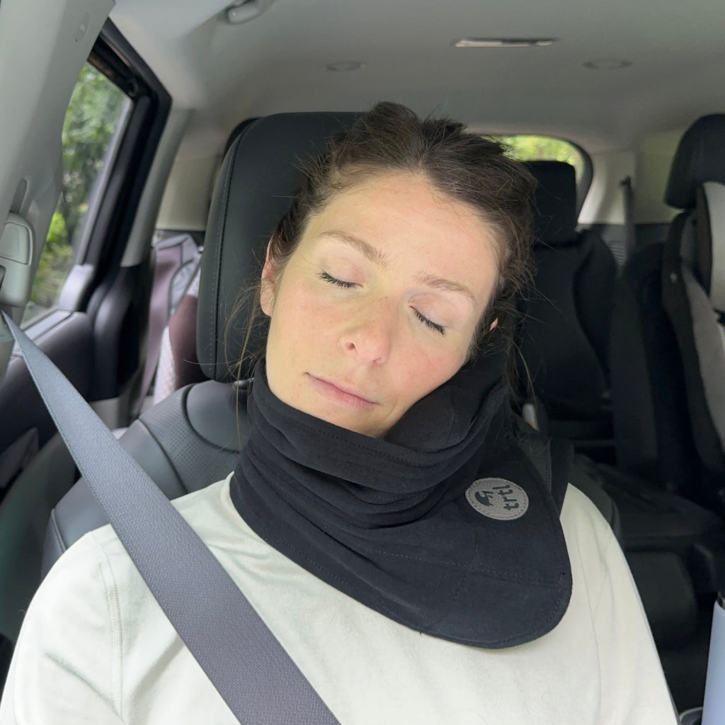 TRTL TRAVEL PILLOW WARM